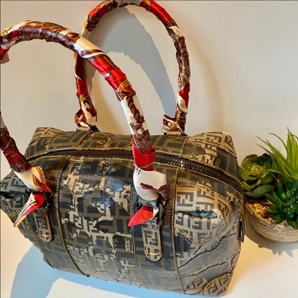 🔥 Fendi Camo zucca bowler doctor hand bag 🔥 - Picture 12 of 15
